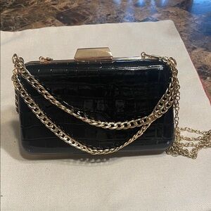 Elegant Black Croc-Embossed Clutch with Gold Chain